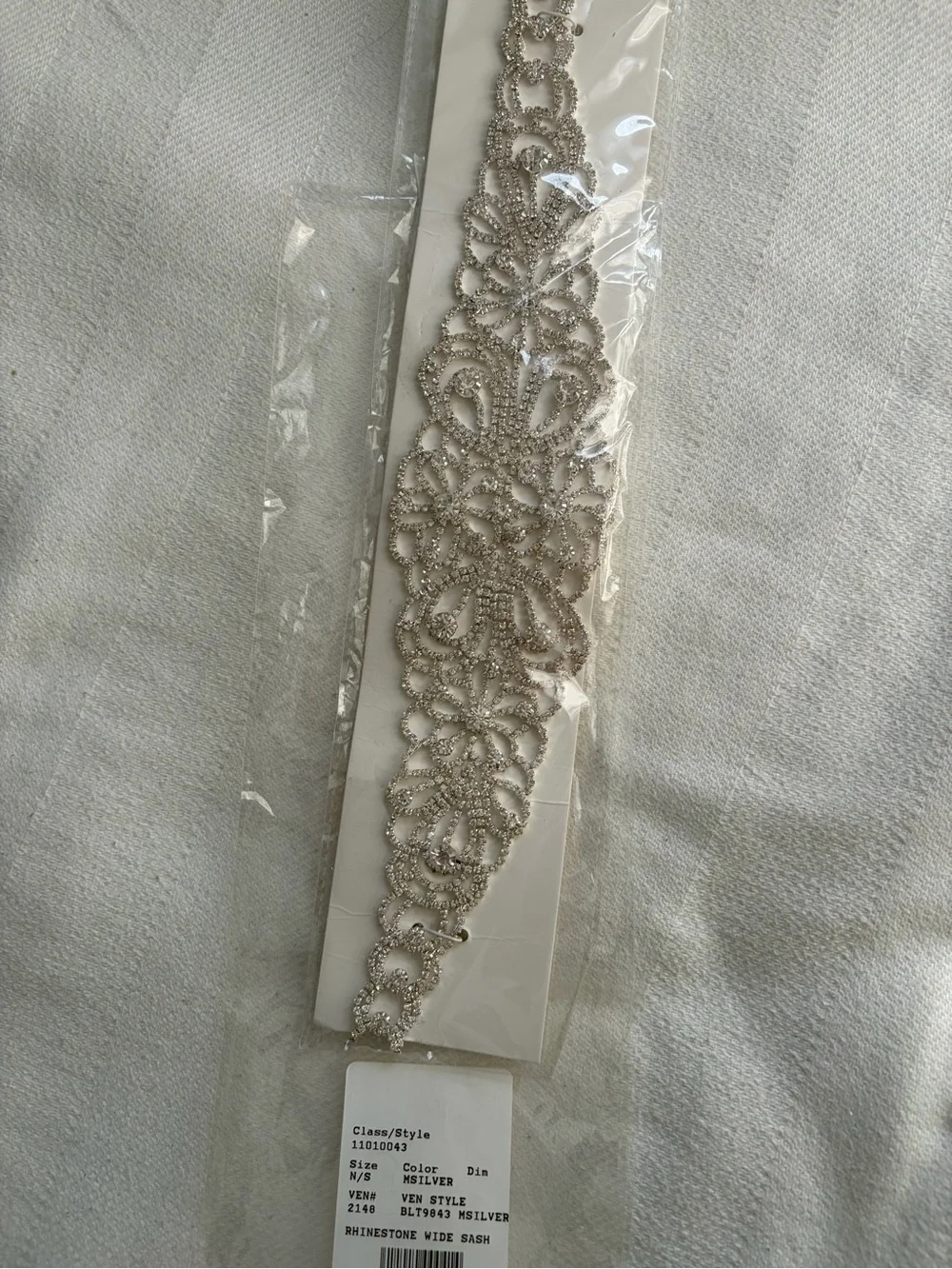 NWT Blooming Crystal Bridal Flower Belt with Accent Crystals